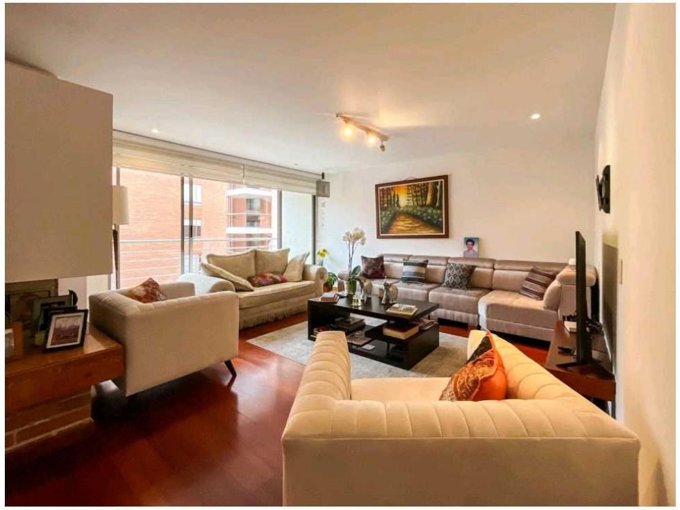 VENTA DE APARTAMENTO EN SANTA ANA OCCIDENTAL. — foto 3