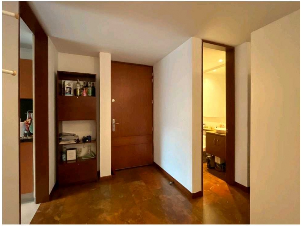 VENTA DE APARTAMENTO EN SANTA ANA OCCIDENTAL. — foto 6