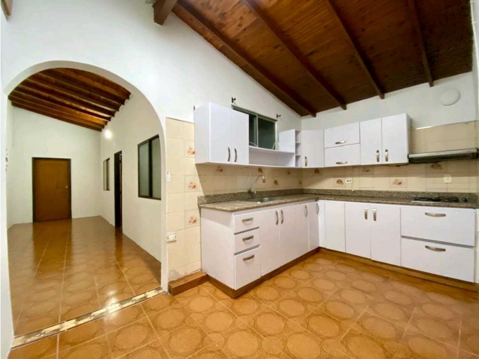 Venta de apartamento en Santa Monica (La América) — foto 2