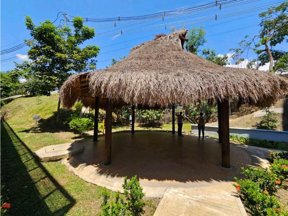 VENTA DE APARTAMENTO EN SANTAFE DE ANTIOQUIA. - 3