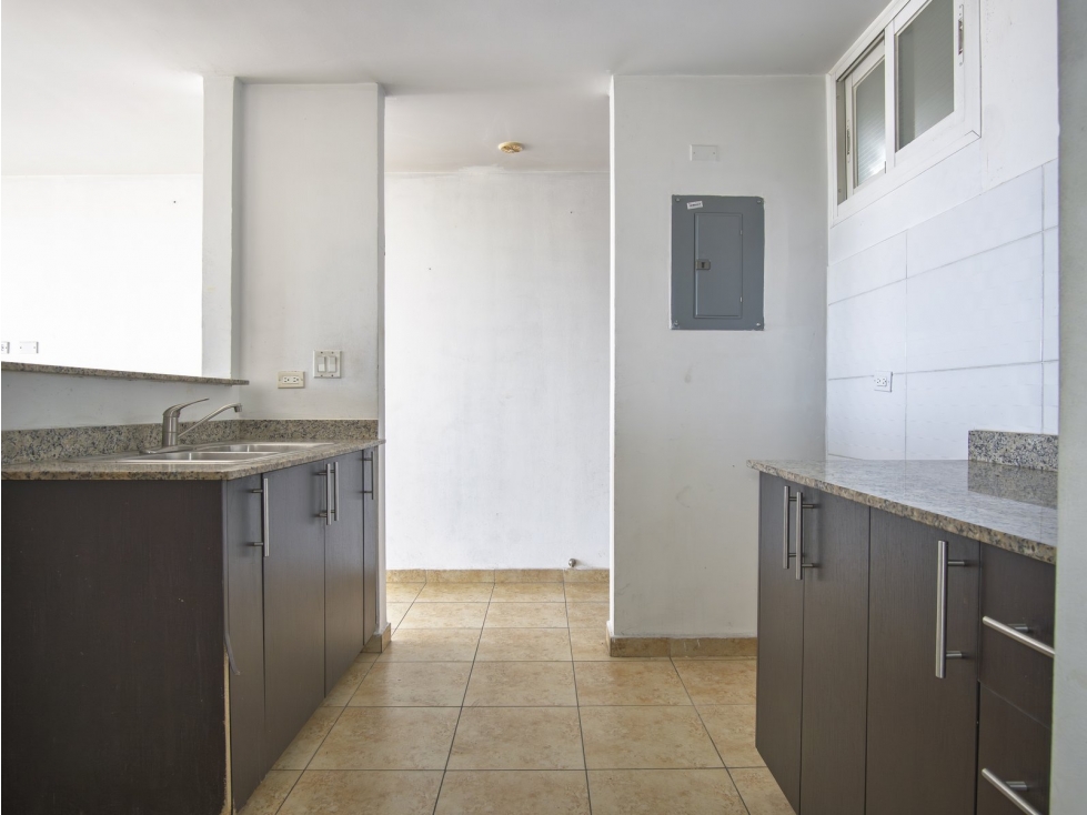 Venta de Apartamento en Transistmica, PH Cosmopolitan Tower — foto 6