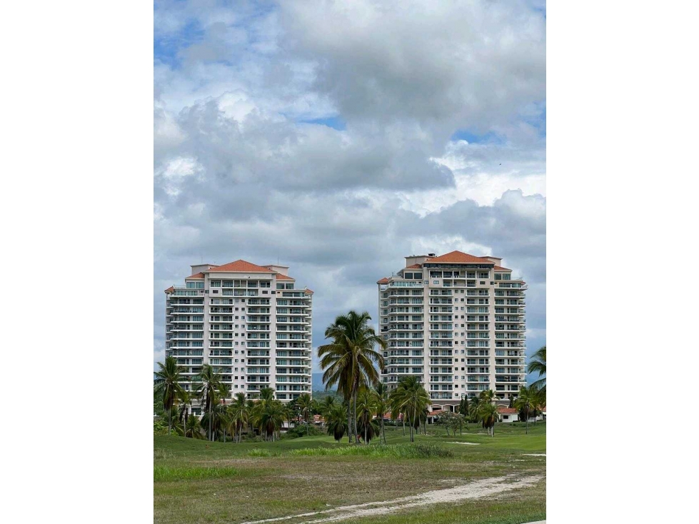 VENTA DE APARTAMENTO EN VISTA MAR, OPORTUNIDAD, ÁREA EXCLUSIVA Y ÚNICA