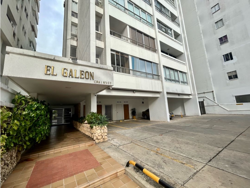 Venta de apartamento estilo clásico en el Laguito. Edificio Galeón. — foto 6