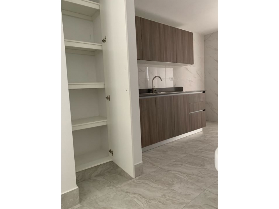 Venta de Apartamento - excelente ubicación El Cangrejo - 4
