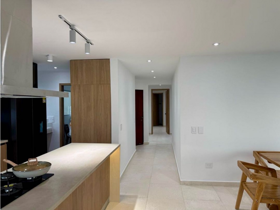 VENTA DE APARTAMENTO 3 ALCOBAS FRENTE AL MAR, MARBELLA, CARTAGENA — foto 3