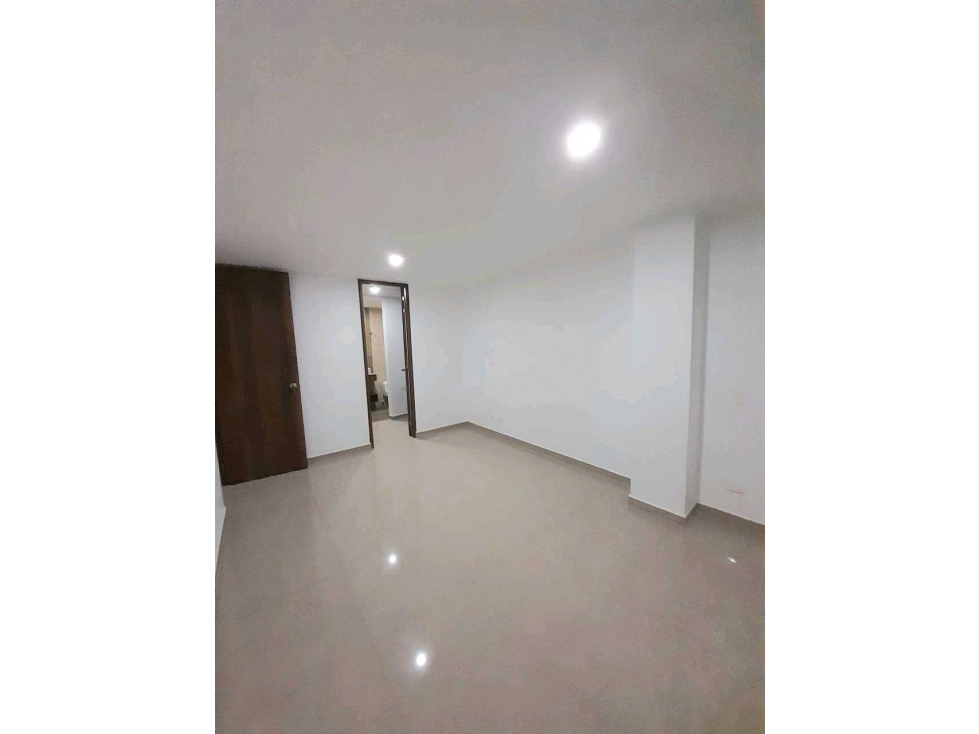 VENTA DE APARTAMENTO LA CASTELLANA - 4
