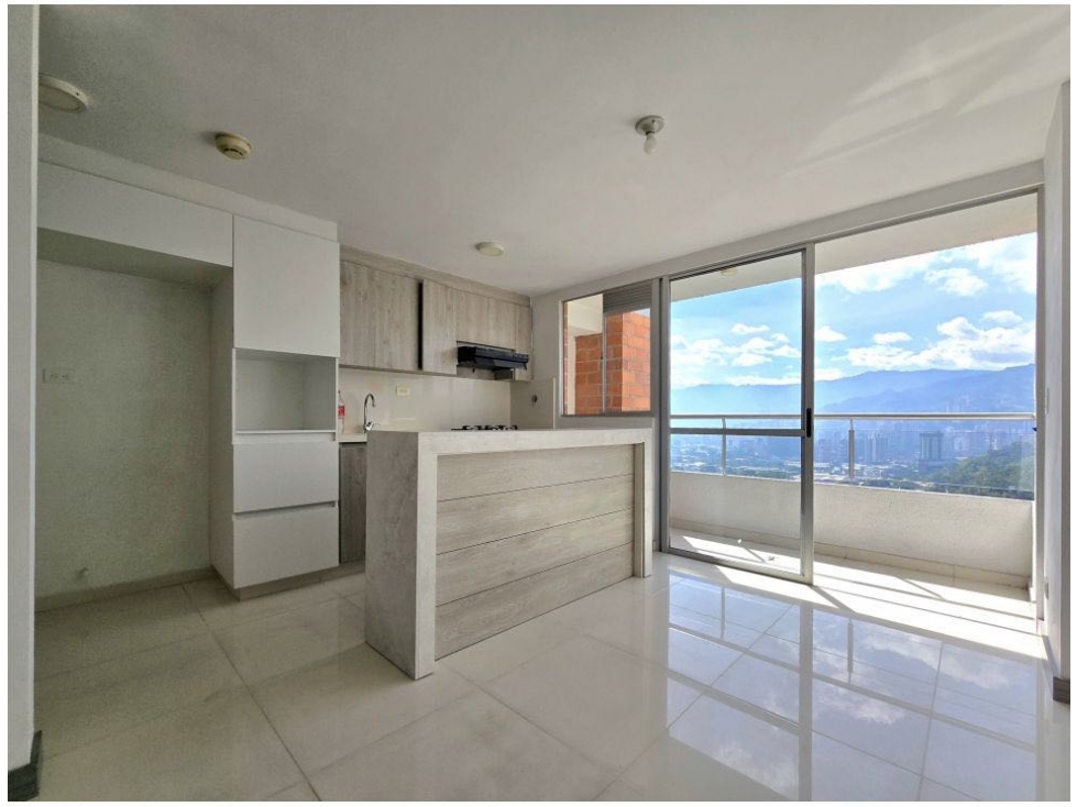 Venta de apartamento La Estrella - Sector La Aldea — foto 2
