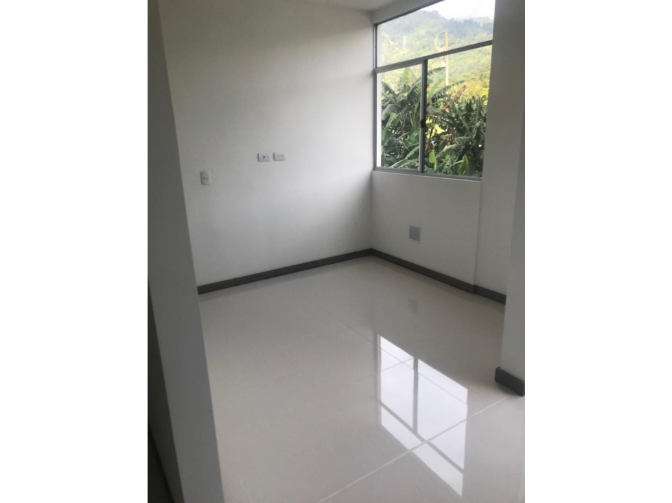 Venta de apartamento La Estrella - Sector La Aldea — foto 2