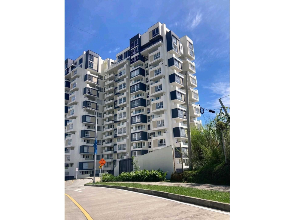 VENTA DE APARTAMENTO LA QUINTA CLUB HOUSE PEREIRA RISARALDA