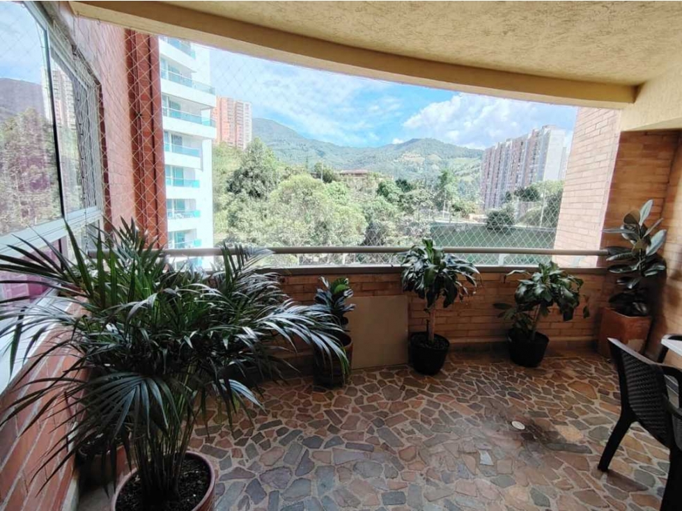 VENTA DE APARTAMENTO LAS LOMITAS SABANETA