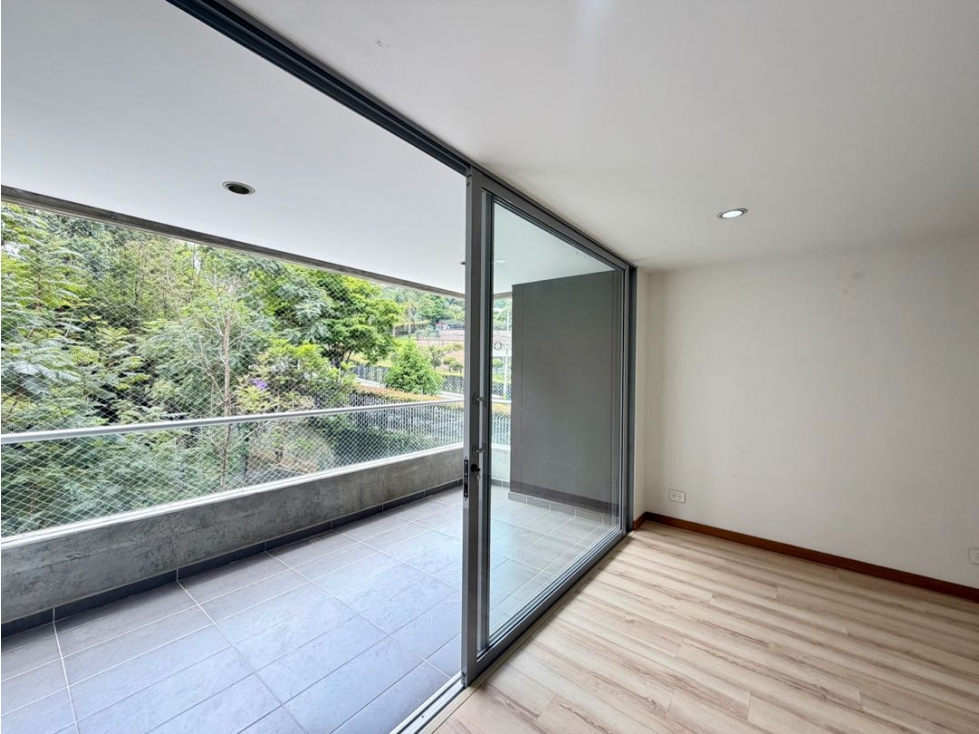 Apartamento en arriendo o Venta - Loma de los benedictinos, Envigado — foto 3