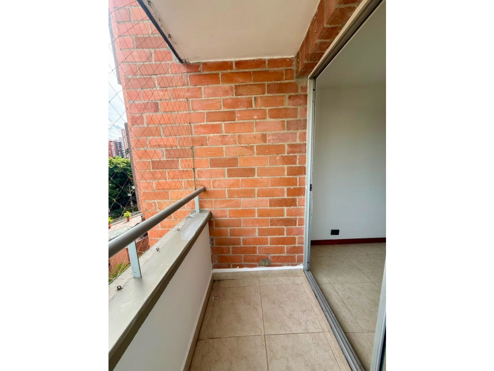 Venta de apartamento Loma de los Bernal , Belén — foto 2
