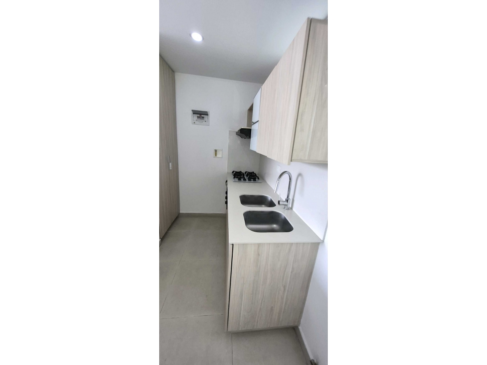 Venta De Apartamento Loma De Los Gonzales, Poblado, Medellin — foto 6