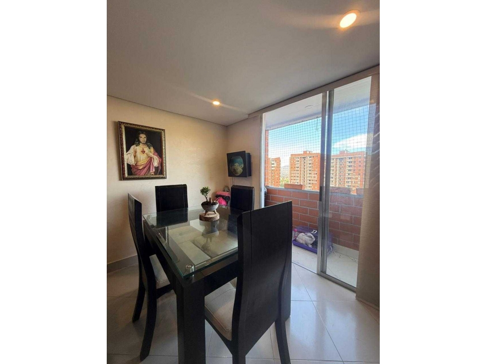 VENTA DE APARTAMENTO LOMA DE LOS BERNAL — foto 5