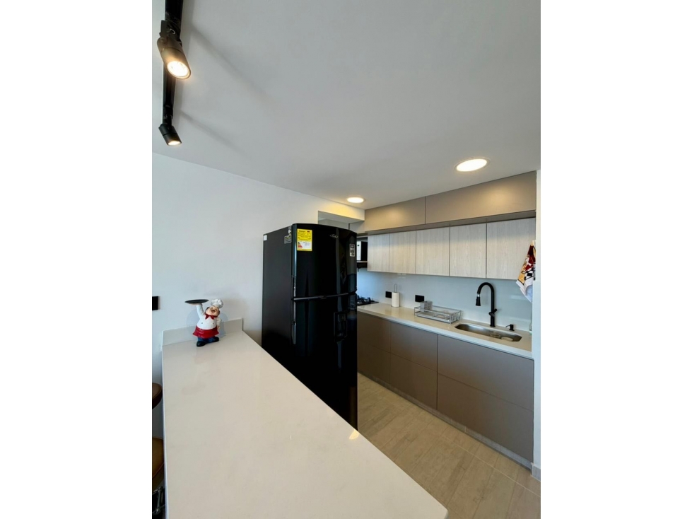 Venta de apartamento Loma de los Bernal Belen , totalmente remodelado — foto 3