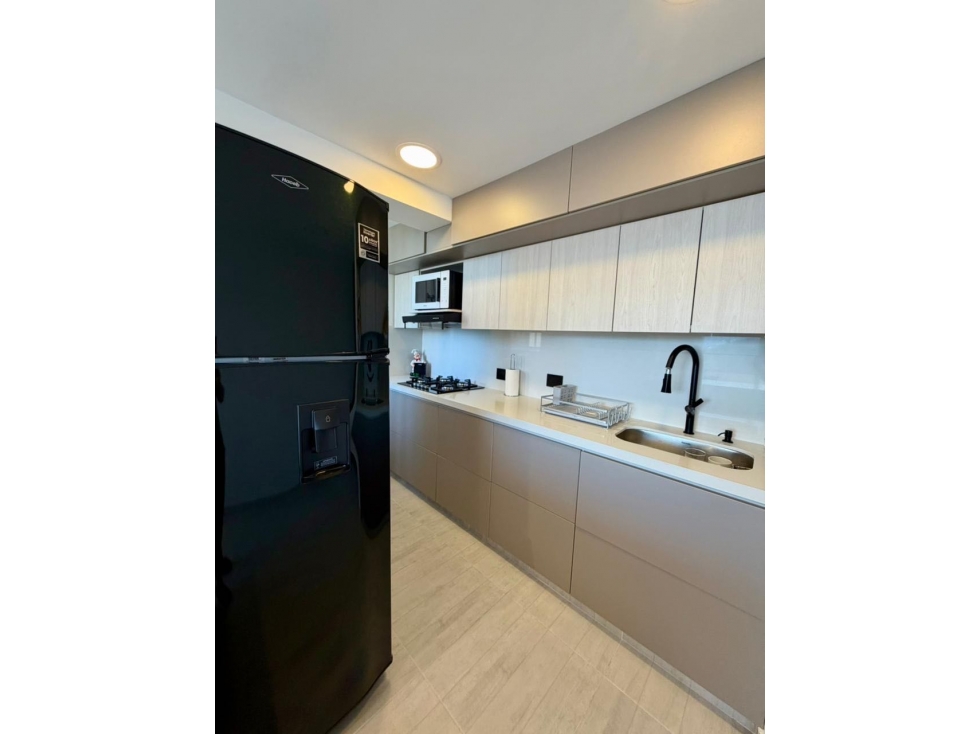 Venta de apartamento Loma de los Bernal Belen , totalmente remodelado — foto 4