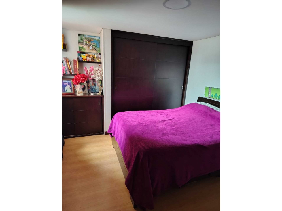 VENTA DE APARTAMENTO LOMA DE LOS BERNAL — foto 5
