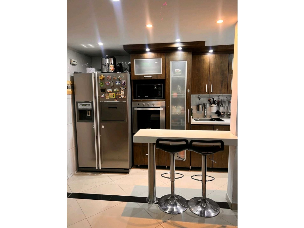 VENTA DE APARTAMENTO LOS COLORES