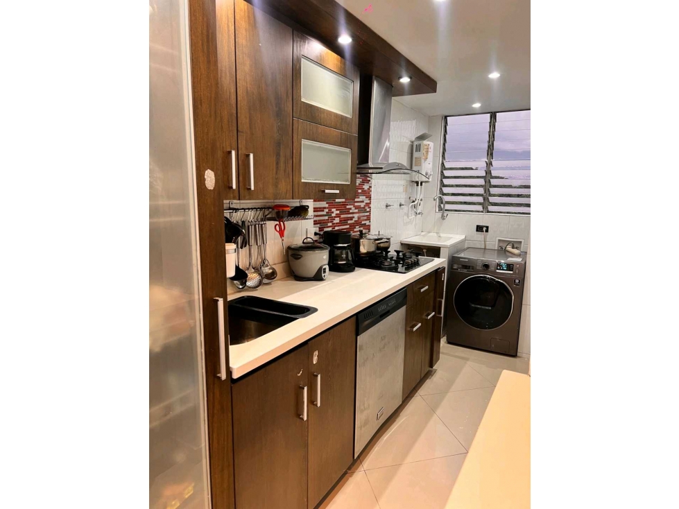 VENTA DE APARTAMENTO LOS COLORES — foto 2