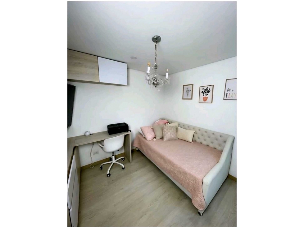 VENTA DE APARTAMENTO REMODELADO EN ENVIGADO Y UNIDAD COMPLETA — foto 4
