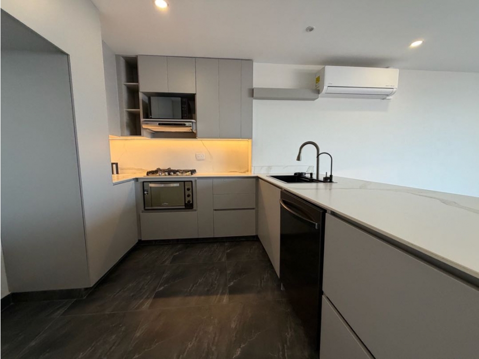 Venta de Apartamento Moderno en El Escobero / Brujas, Envigado — foto 3