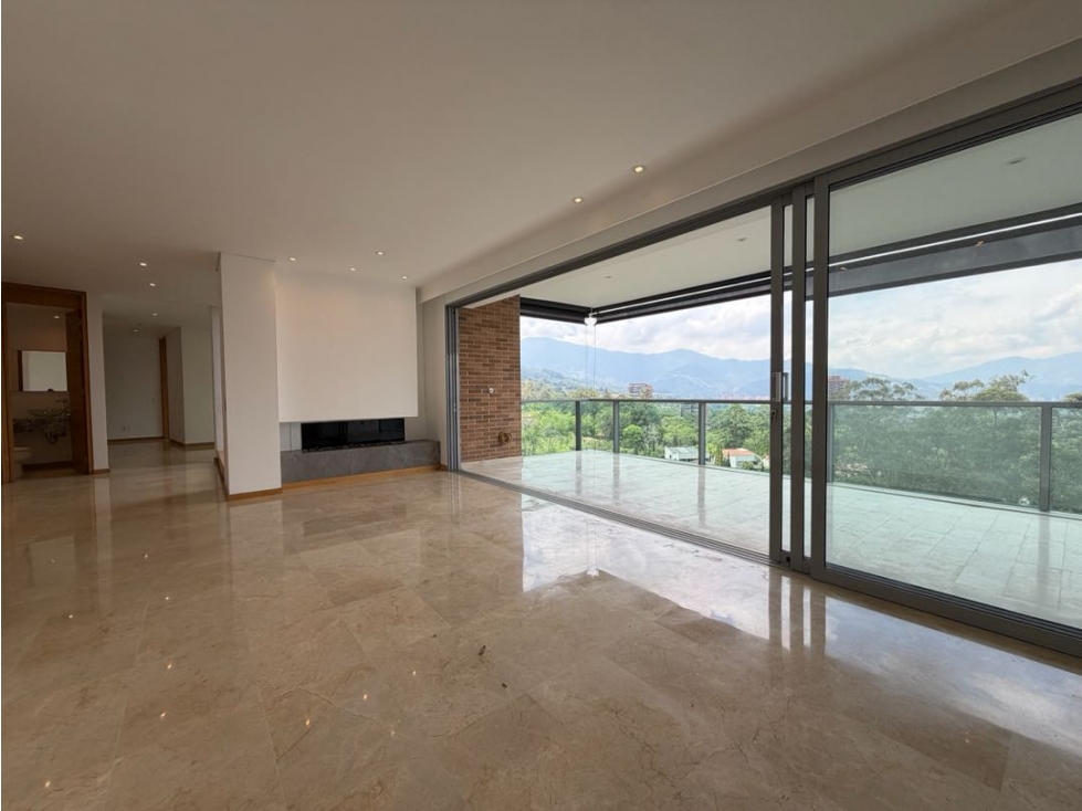 Venta de Apartamento Moderno en Los Balsos, El Poblado