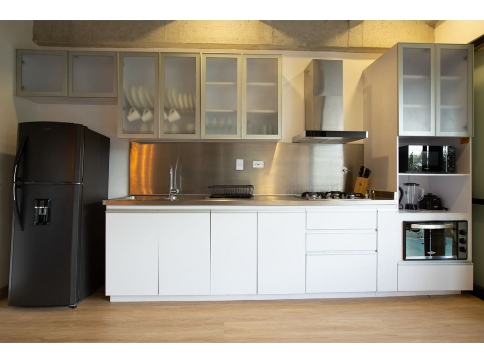 Venta de apartamento moderno y amoblado / Primer parque laureles — foto 4