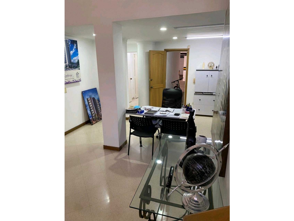 Venta de apartamento / OFICINA en Laureles tipo dúplex, Medellín — foto 2
