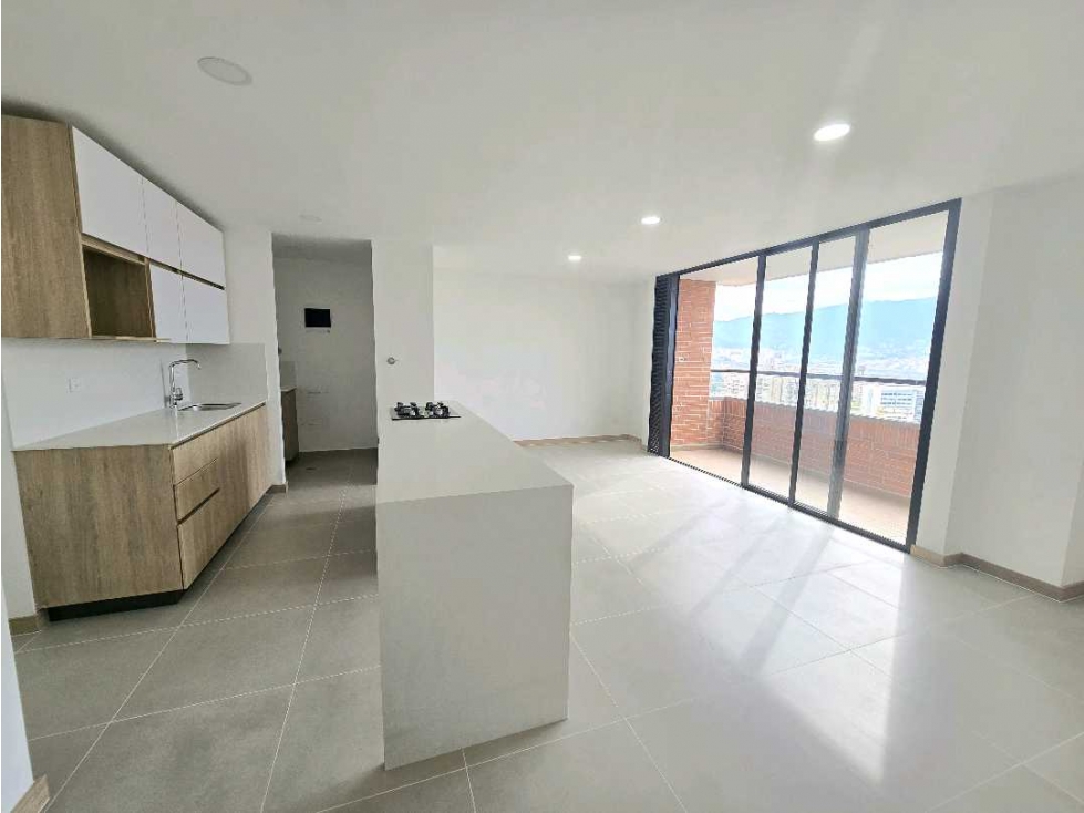Venta de apartamento para estrenar en Envigado, colegio La Salle. — foto 6