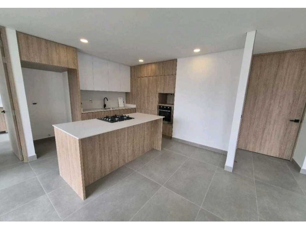 VENTA DE APARTAMENTO PARA ESTRENAR EN EL POBLADO, CASTROPOL. — foto 6