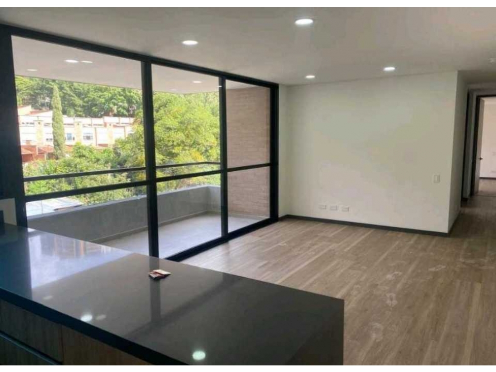 VENTA DE APARTAMENTO PARA ESTRENAR EN LA LOMA DE LAS BRUJAS. — foto 2
