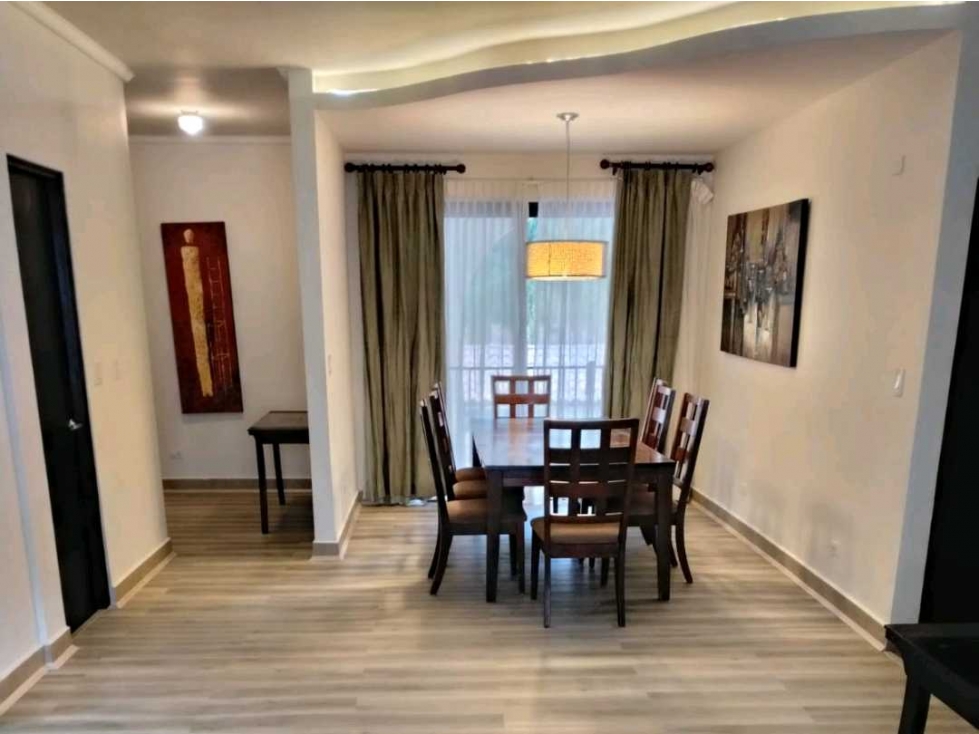 Venta de Apartamento en PH Embassy Village, Clayton — foto 2
