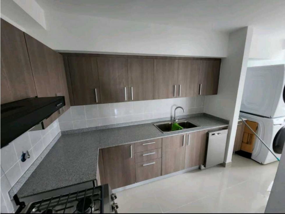 Venta de Apartamento P.H. Residencial El Sol frente a Parque Omar. — foto 4