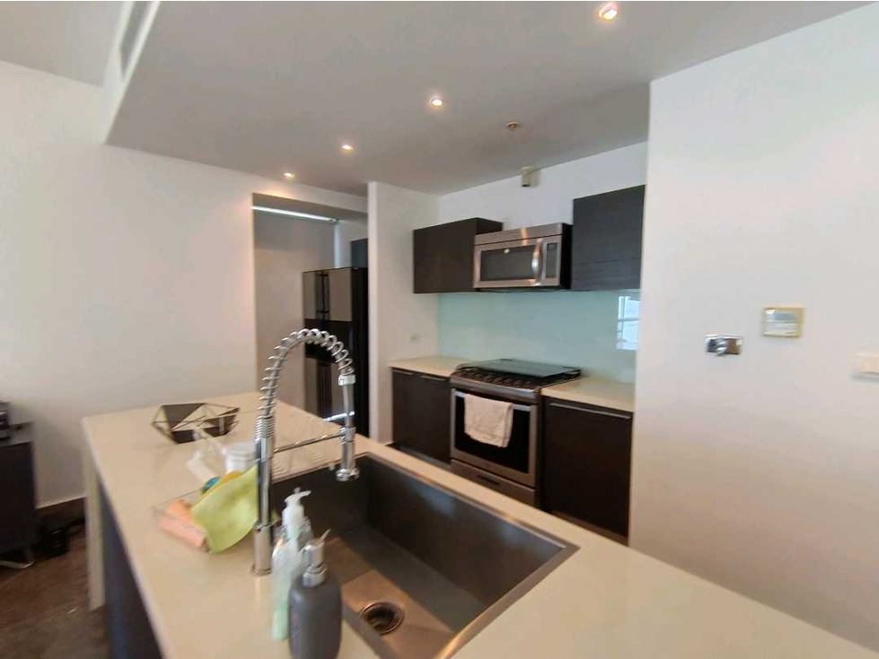 ALQUILER DE APARTAMENTO PH YOO AV BALBOA MARBELLA — foto 6