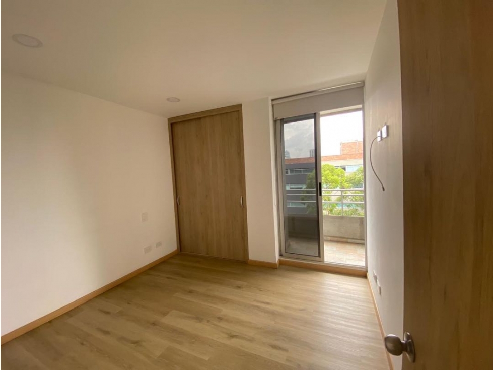 VENTA DE APARTAMENTO. POBLADO PARTE ALTA — foto 4