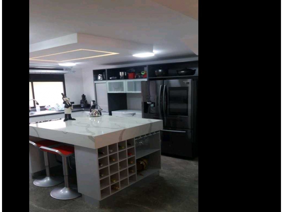 Venta de apartamento primer piso con terraza, Laureles, Medellín