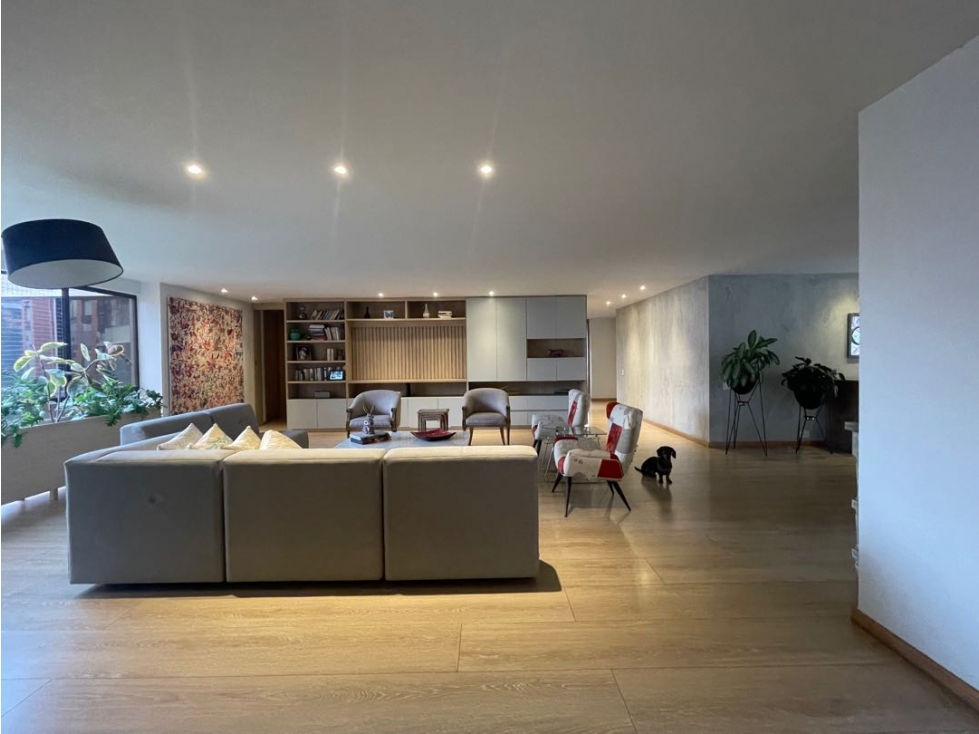 VENTA DE APARTAMENTO REMODELADO SECTOR EL POBLADO — foto 2