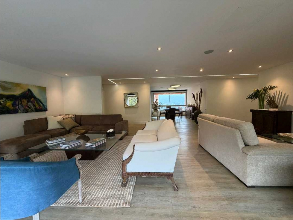 Venta de apartamento remodelado hermoso en el Las Santas. El Poblado — foto 4