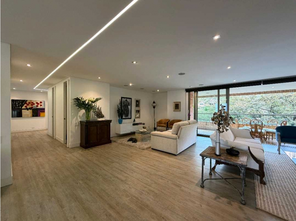 Venta de apartamento remodelado hermoso en el Las Santas. El Poblado — foto 5