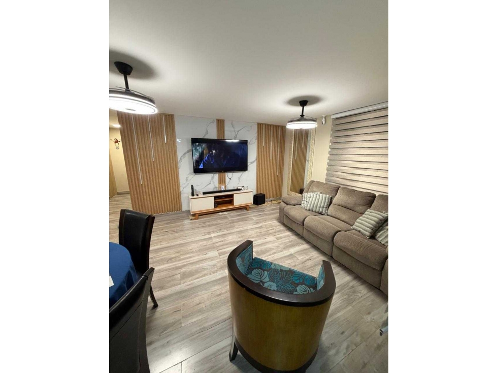 VENTA DE APARTAMENTO REMODELADO EN EDISON PARK