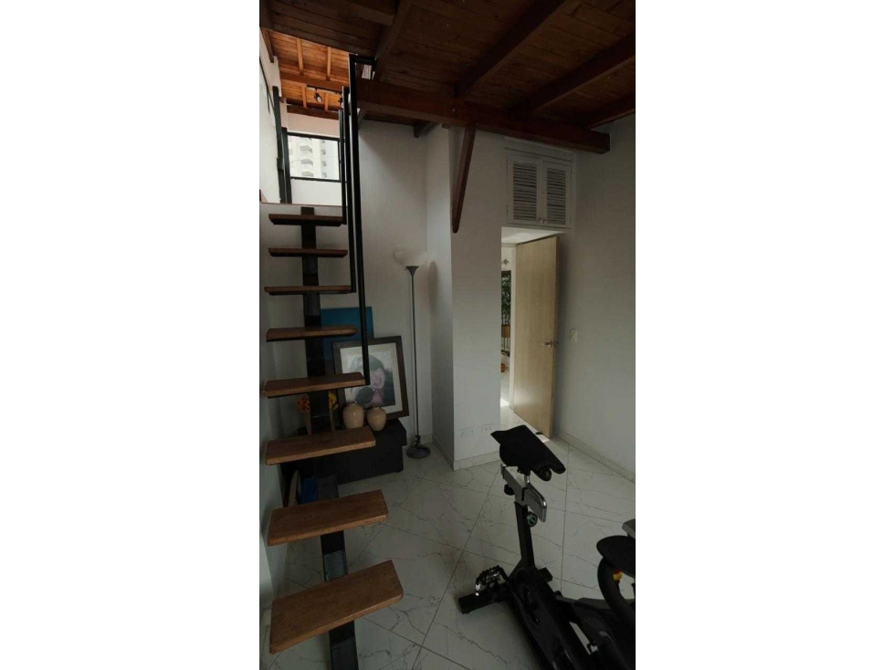 Venta de apartamento remodelado en la Loma del Indio, parte baja, Med — foto 6