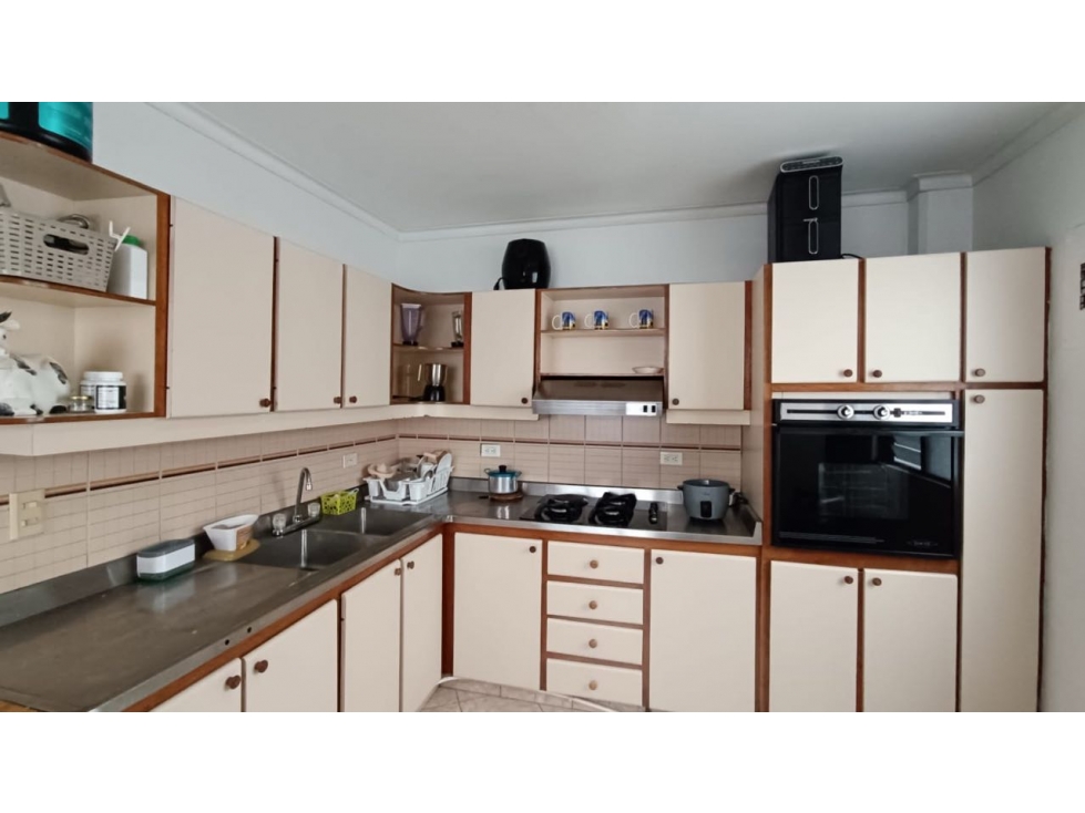 Venta de apartamento sector Calasanz excelente ubicación