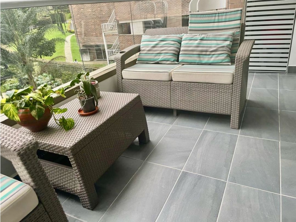 Venta de apartamento sector cumbres excelente estado — foto 6