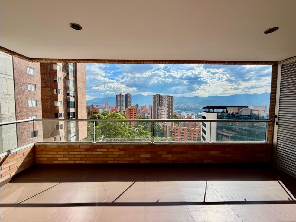 Venta de apartamento sector las Santas en excelente estado