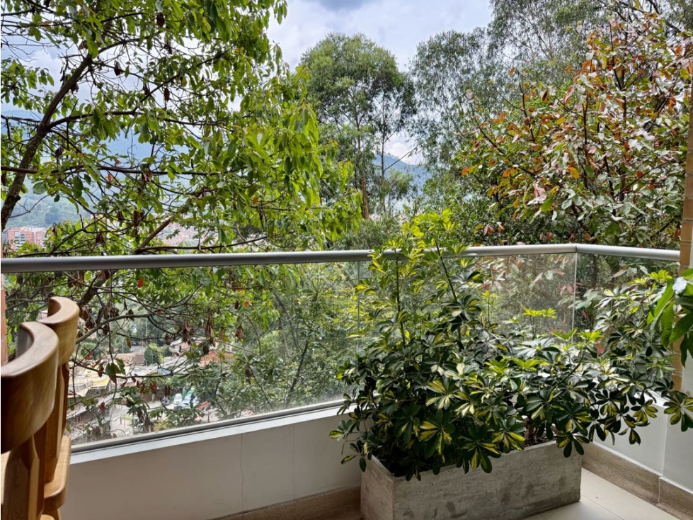 Venta de apartamento sector loma delas brujas