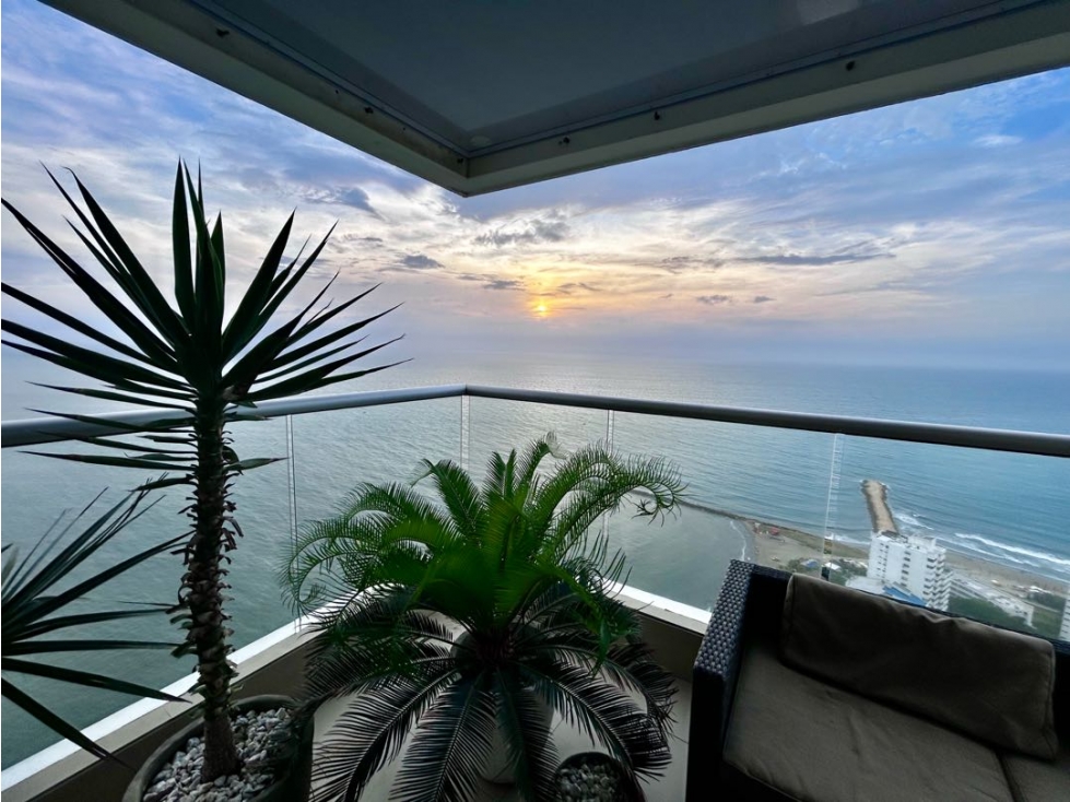 Venta de apartamento turístico amoblado.Piso alto edificio Palmetto — foto 2
