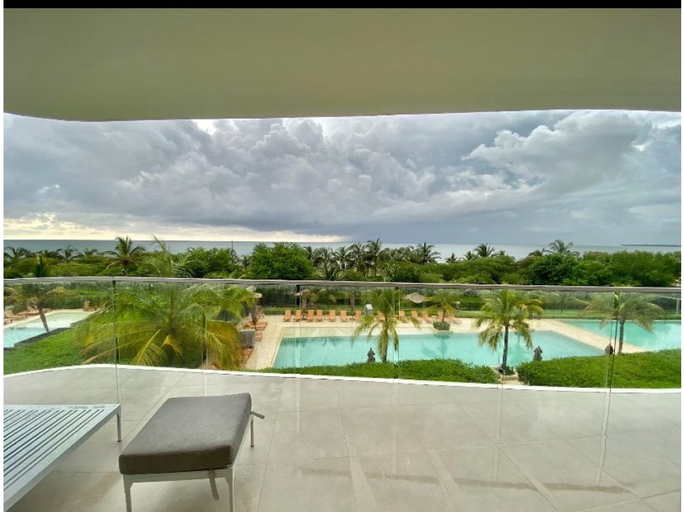 VENTA DE APARTAMENTO CON SALIDA DIRECTA AL MAR