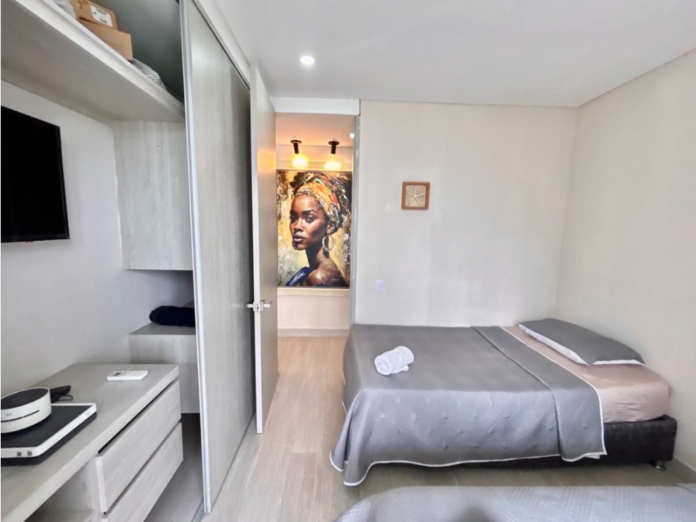 Venta de apartamento turístico amoblado. Edifio Martinique.2 alcobas. — foto 3