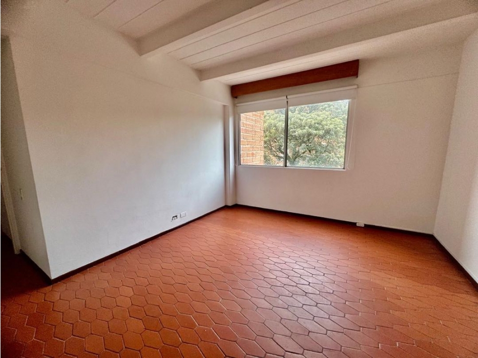 Venta de apartamento ubicación estratégica en parte plana envigado — foto 4
