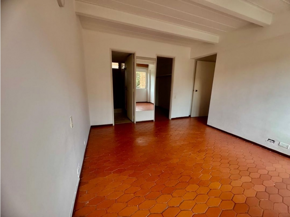Venta de apartamento ubicación estratégica en parte plana envigado — foto 5